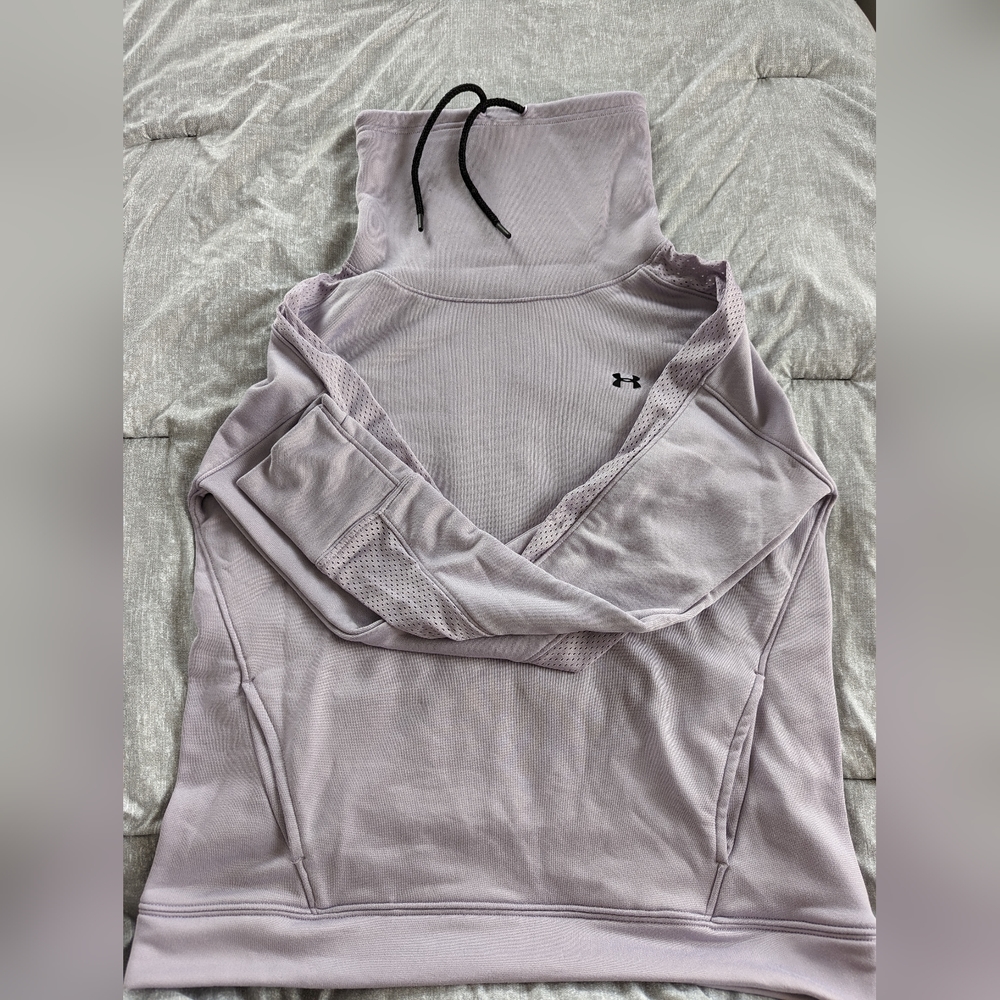 Funnel neck Under Armor sweater